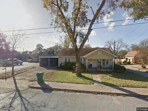 1/2 N High St, Henderson, TX 75652