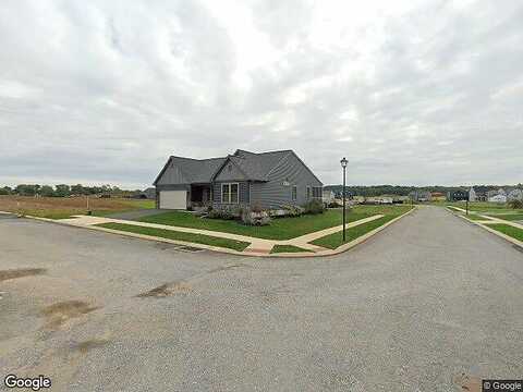 Morris Dr, Mechanicsburg, PA 17055