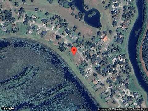 Twin Lakes Blvd, West Columbia, TX 77486