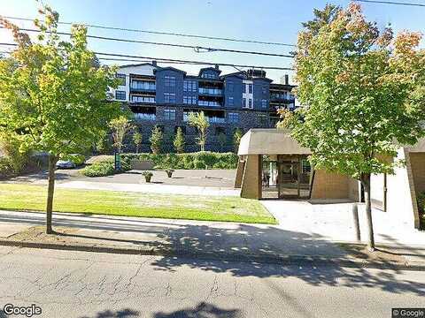 Ave, Lake Oswego, OR 97034
