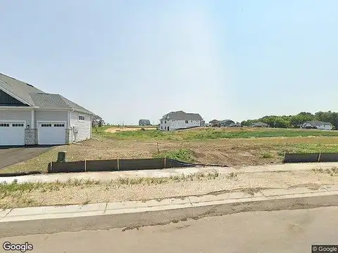 Sparrow Dr, Shakopee, MN 55379
