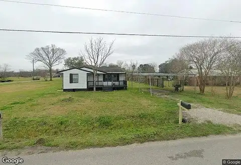 Cedar Drive St, Santa Fe, TX 77517