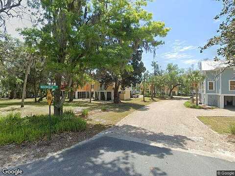 Magnolia Dr S, Steinhatchee, FL 32359