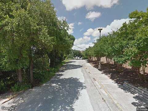 Flora Vista St, San Marcos, TX 78666