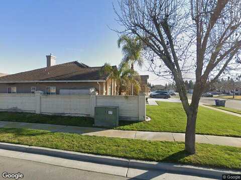 W Dylan Ave, Kerman, CA 93630