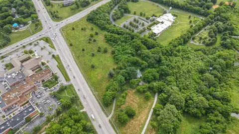 Hillsboro, BRENTWOOD, TN 37027