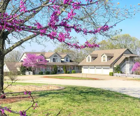Rubys Rest, Reeds Spring, MO 65737