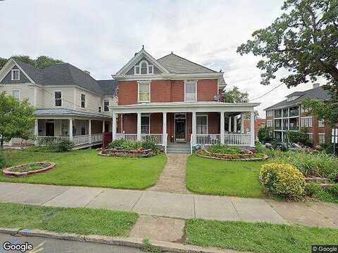 Elm, ROANOKE, VA 24016