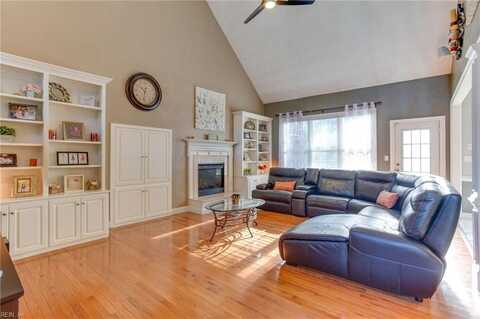 Graystone, CARROLLTON, VA 23314
