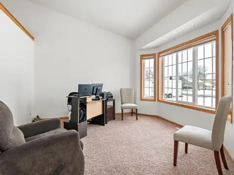 Birch, ROGERS, MN 55374
