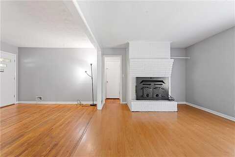 Seayes, MABLETON, GA 30126