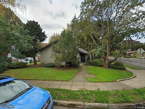 34Th, PORTLAND, OR 97202
