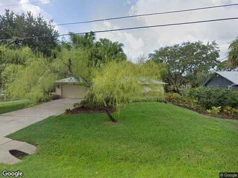 May, HOBE SOUND, FL 33455