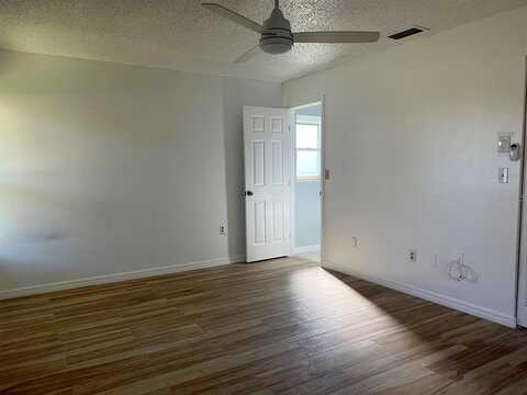 San Bernardino, PORT RICHEY, FL 34668