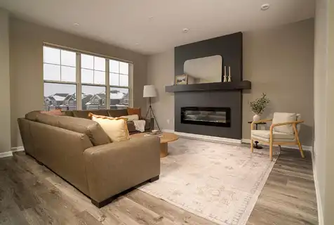 Jody, COTTAGE GROVE, MN 55016