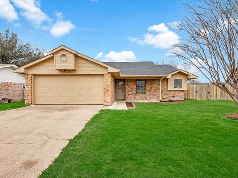 John, GREENVILLE, TX 75402