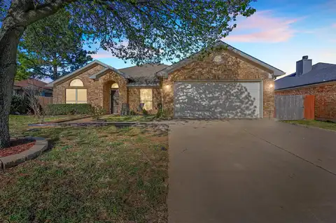 Whispering, CROWLEY, TX 76036