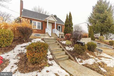 Walter, GREENCASTLE, PA 17225