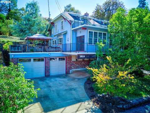 Main, ROSEBURG, OR 97470