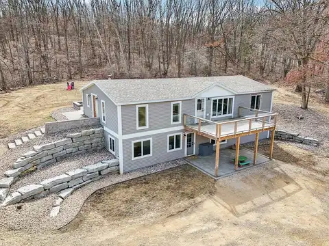 Tipperary, POYNETTE, WI 53955
