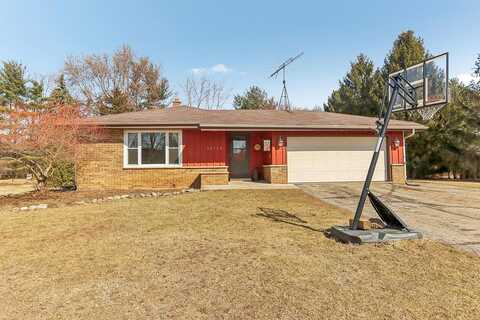 Clover, OCONOMOWOC, WI 53066