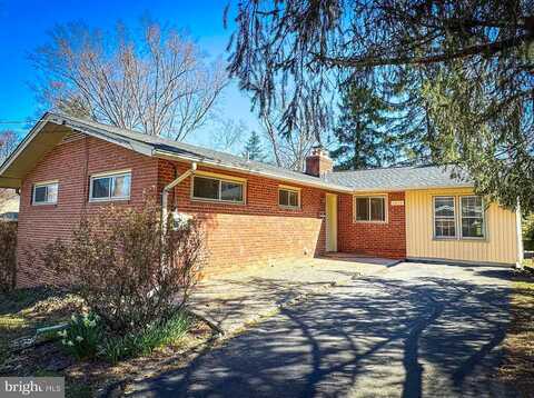 Brookwood, FAIRFAX, VA 22030