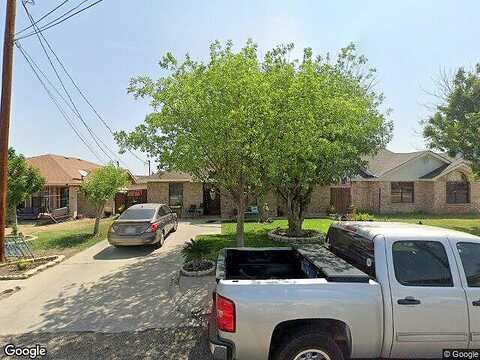 Cristin, EAGLE PASS, TX 78852