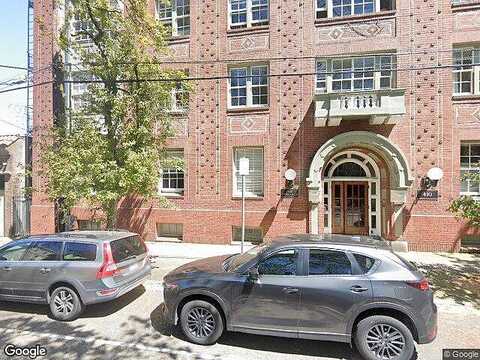 18Th, PORTLAND, OR 97209
