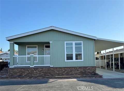 Parrot #210, Fountain Valley, CA 92708