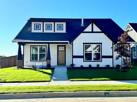 William Court, Grand Prairie, TX 76065