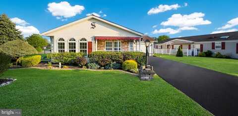 343 COUNTRYSIDE CIR, NEW HOPE, PA 18938