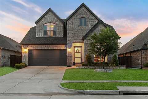 925 Queens Lake Trail, McKinney, TX 75071