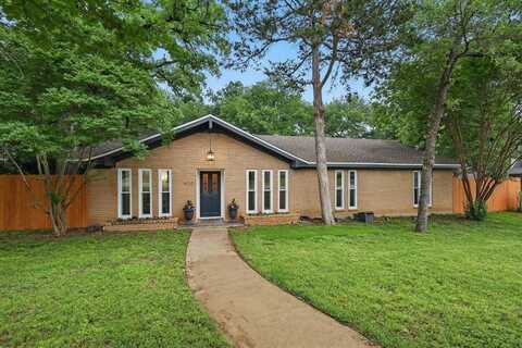 400 Melbourne Road, Hurst, TX 76053