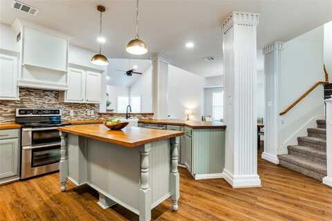 9816 Hedge Bell Drive, McKinney, TX 75072