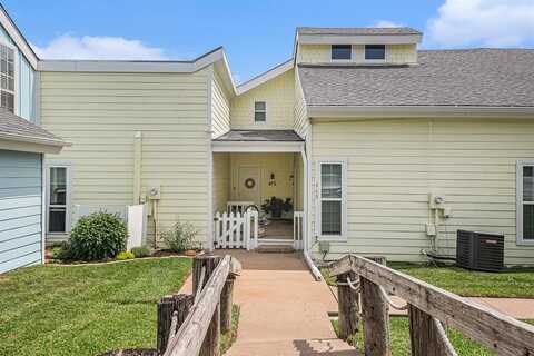 672 Harbor Drive, Azle, TX 76020