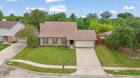 2538 Via Avenida, Carrollton, TX 75006