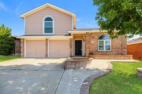 10208 Dawson Trail, Fort Worth, TX 76108