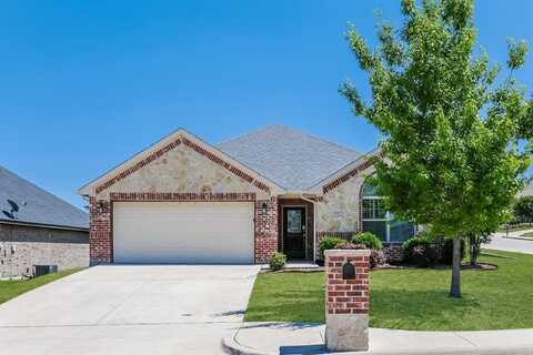 1925 Town Creek Circle, Weatherford, TX 76086