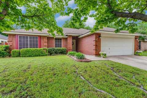 721 Sawyer Drive, Saginaw, TX 76179