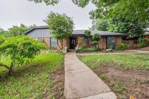 2201 Pebblebrook Court, Grand Prairie, TX 75050