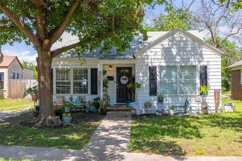 2612 1st Street, Brownwood, TX 76801