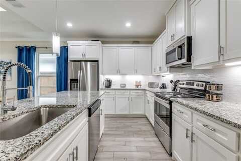 3410 Navaro Street, Dallas, TX 75212