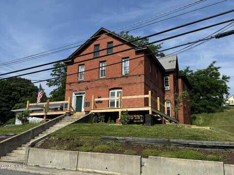 321 Main Street, Gallitzin, PA 16641