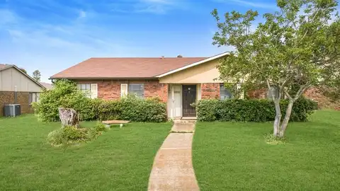3813 Hunters Trail, Mesquite, TX 75150