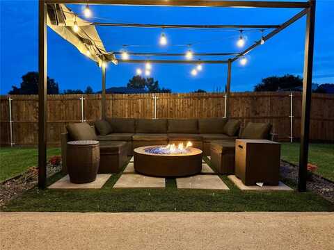 3205 Tradition Court, Rowlett, TX 75088