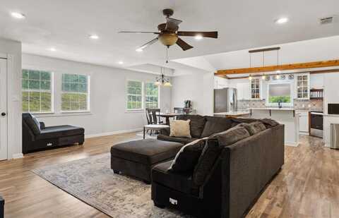 118 Lynn Creek, Mabank, TX 75156