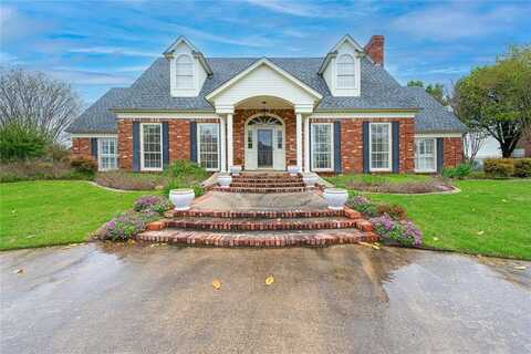 1204 Lakeridge Drive, Ennis, TX 75119