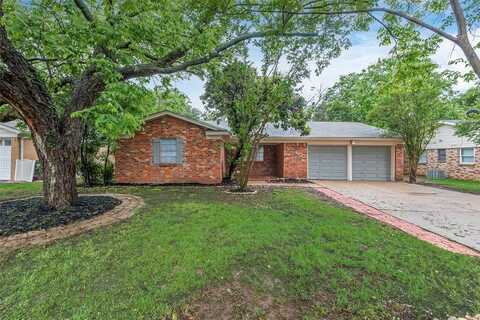 5908 Emerson Drive, Watauga, TX 76148