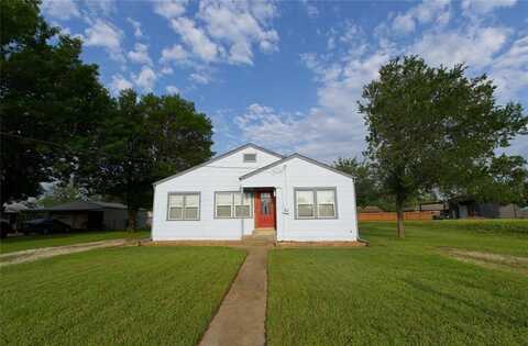 216 S Mesquite Street, Muenster, TX 76252
