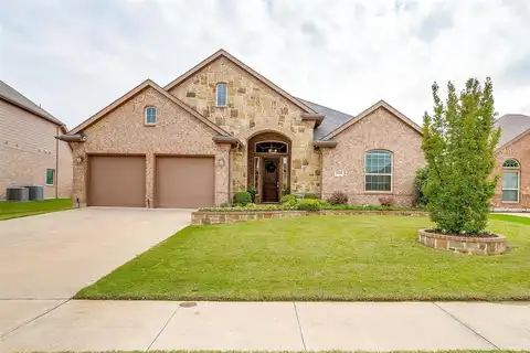 2939 Mere Lane, Grand Prairie, TX 75054